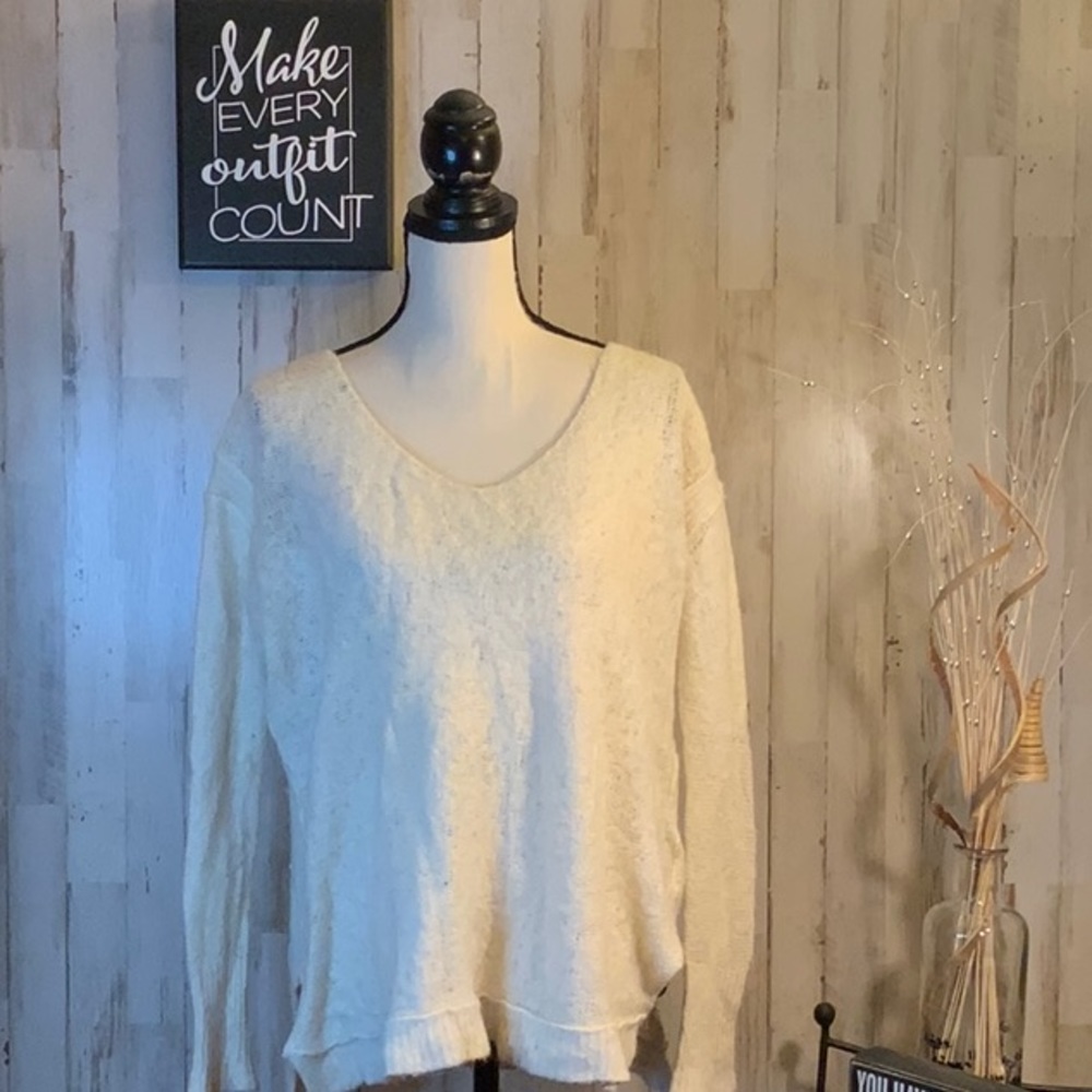 Free people alpaca sweater. Size medium.